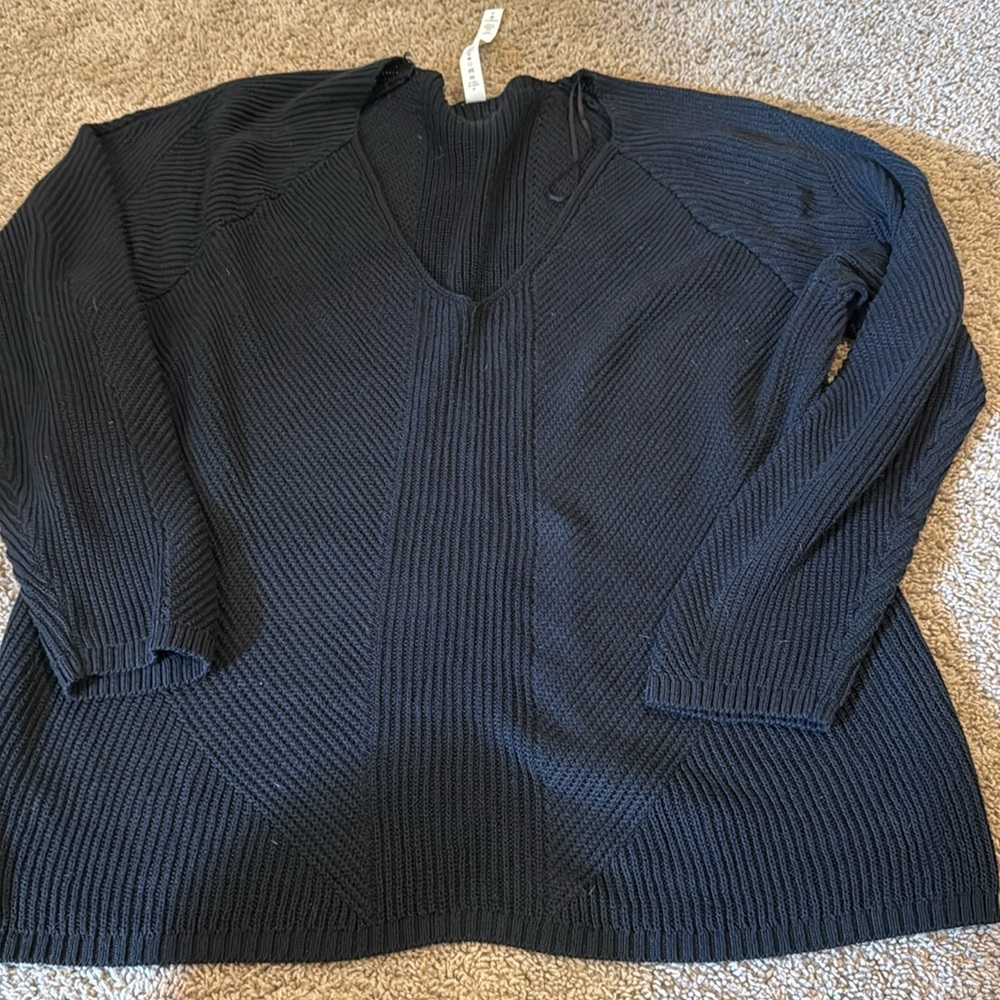Lululemon Black V Neck Cotton Sweater